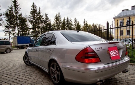 Mercedes-Benz E-Класс, 2004 год, 720 000 рублей, 6 фотография