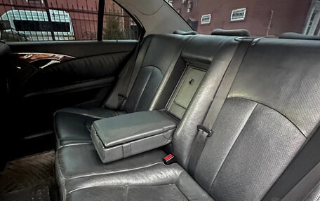 Mercedes-Benz E-Класс, 2004 год, 720 000 рублей, 14 фотография