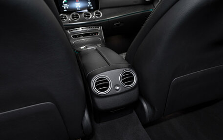 Mercedes-Benz E-Класс, 2020 год, 4 145 000 рублей, 13 фотография