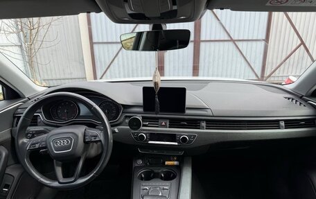 Audi A4, 2018 год, 2 850 000 рублей, 13 фотография