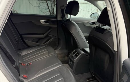 Audi A4, 2018 год, 2 850 000 рублей, 10 фотография