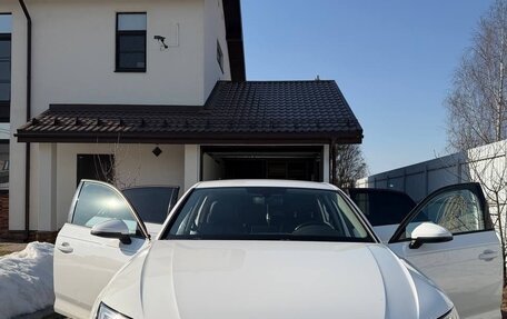 Audi A4, 2018 год, 2 850 000 рублей, 7 фотография