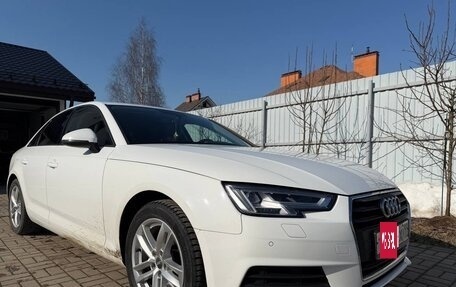 Audi A4, 2018 год, 2 850 000 рублей, 5 фотография