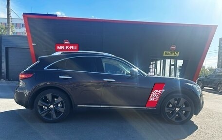 Infiniti FX II, 2012 год, 1 400 000 рублей, 17 фотография