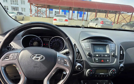 Hyundai ix35 I рестайлинг, 2014 год, 1 500 000 рублей, 13 фотография