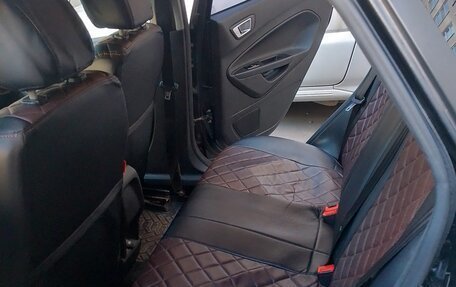 Ford Fiesta, 2016 год, 500 000 рублей, 2 фотография