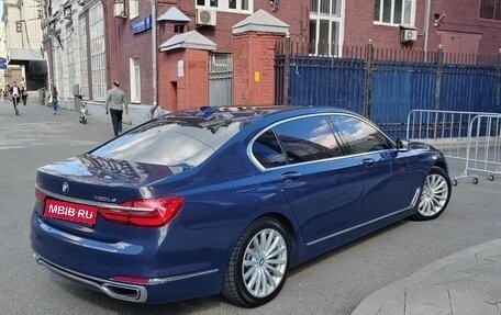 BMW 7 серия, 2018 год, 3 990 000 рублей, 11 фотография