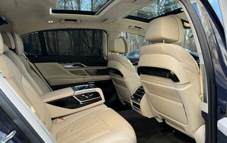 BMW 7 серия, 2018 год, 3 990 000 рублей, 25 фотография