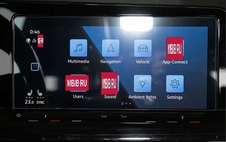 Volkswagen Golf VIII, 2022 год, 2 090 000 рублей, 11 фотография