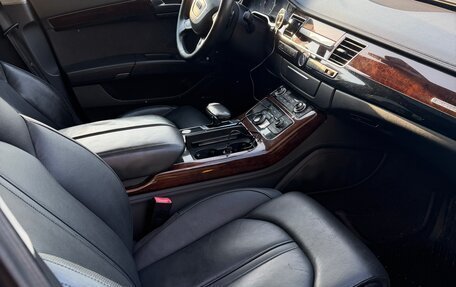 Audi A8, 2011 год, 1 290 000 рублей, 7 фотография