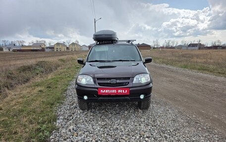 Chevrolet Niva I рестайлинг, 2016 год, 850 000 рублей, 2 фотография