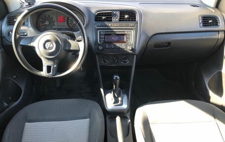 Volkswagen Polo VI (EU Market), 2011 год, 895 000 рублей, 13 фотография