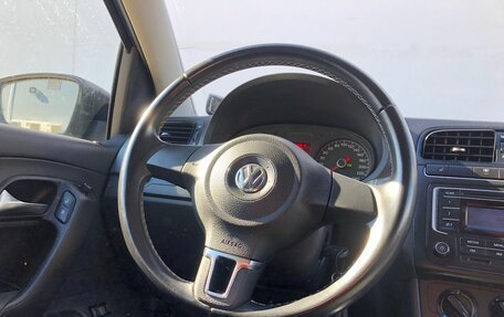 Volkswagen Polo VI (EU Market), 2011 год, 895 000 рублей, 17 фотография