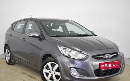 Hyundai Solaris II рестайлинг, 2012 год, 930 000 рублей, 3 фотография