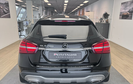 Mercedes-Benz GLA, 2019 год, 2 800 000 рублей, 5 фотография