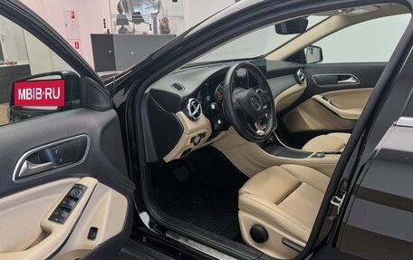 Mercedes-Benz GLA, 2019 год, 2 800 000 рублей, 9 фотография