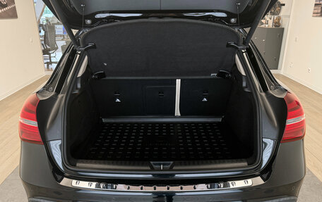 Mercedes-Benz GLA, 2019 год, 2 800 000 рублей, 12 фотография