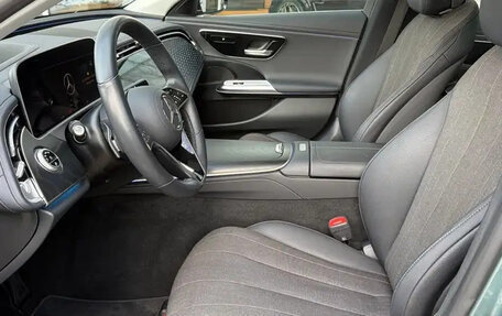 Mercedes-Benz E-Класс, 2023 год, 6 200 000 рублей, 8 фотография