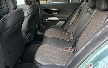 Mercedes-Benz E-Класс, 2023 год, 6 200 000 рублей, 11 фотография