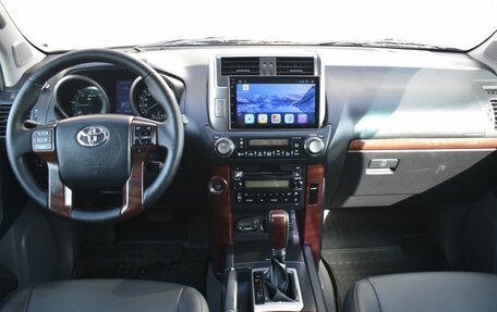 Toyota Land Cruiser Prado 150 рестайлинг 2, 2012 год, 2 649 999 рублей, 19 фотография