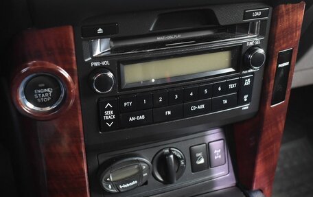 Toyota Land Cruiser Prado 150 рестайлинг 2, 2012 год, 2 649 999 рублей, 16 фотография