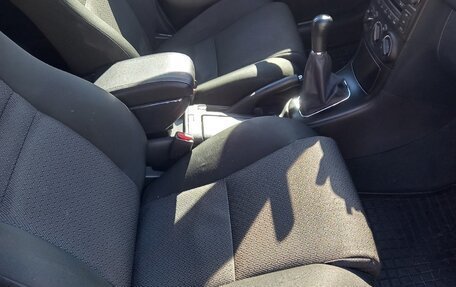 Toyota Avensis III рестайлинг, 2007 год, 827 000 рублей, 15 фотография