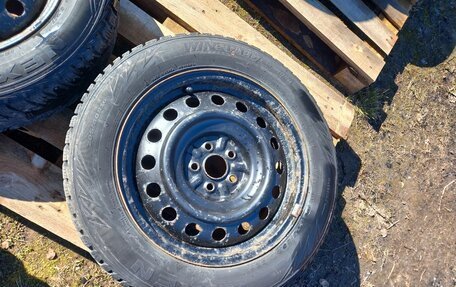 Toyota Avensis III рестайлинг, 2007 год, 827 000 рублей, 17 фотография