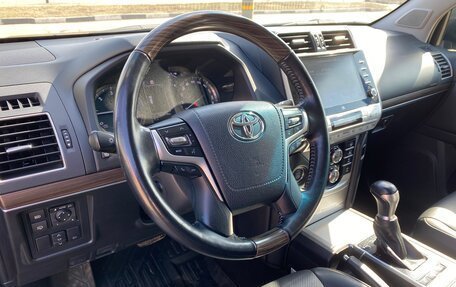 Toyota Land Cruiser Prado 150 рестайлинг 2, 2020 год, 5 450 000 рублей, 5 фотография