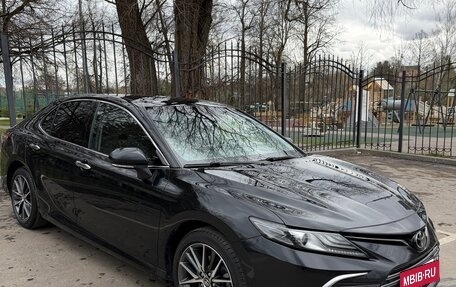 Toyota Camry, 2022 год, 4 100 000 рублей, 4 фотография