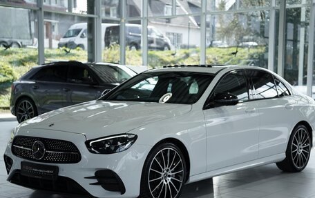 Mercedes-Benz E-Класс, 2023 год, 6 200 000 рублей, 1 фотография