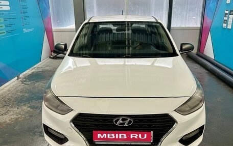 Hyundai Solaris II рестайлинг, 2018 год, 850 000 рублей, 1 фотография