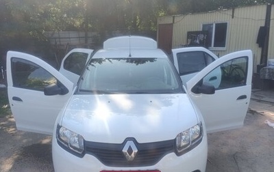 Renault Logan II, 2015 год, 745 000 рублей, 1 фотография