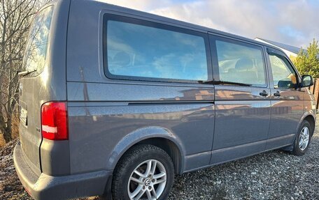 Volkswagen Caravelle T5, 2012 год, 1 860 000 рублей, 6 фотография