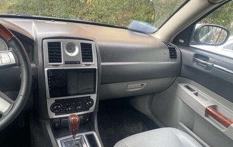 Chrysler 300C II, 2005 год, 999 999 рублей, 8 фотография