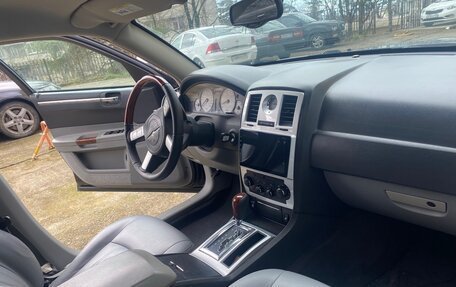 Chrysler 300C II, 2005 год, 999 999 рублей, 3 фотография