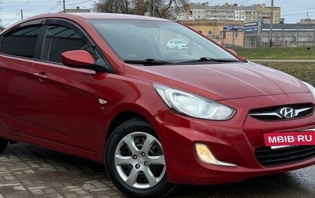Hyundai Solaris II рестайлинг, 2012 год, 620 000 рублей, 5 фотография