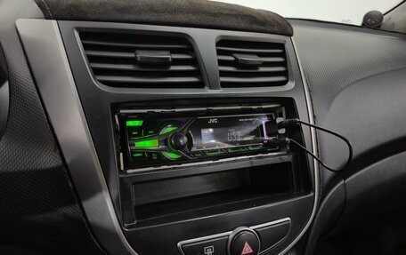 Hyundai Solaris II рестайлинг, 2014 год, 750 000 рублей, 17 фотография