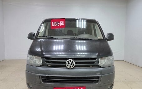 Volkswagen Caravelle T5, 2013 год, 1 880 000 рублей, 2 фотография