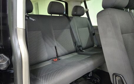 Volkswagen Caravelle T5, 2013 год, 1 880 000 рублей, 15 фотография