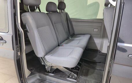 Volkswagen Caravelle T5, 2013 год, 1 880 000 рублей, 14 фотография