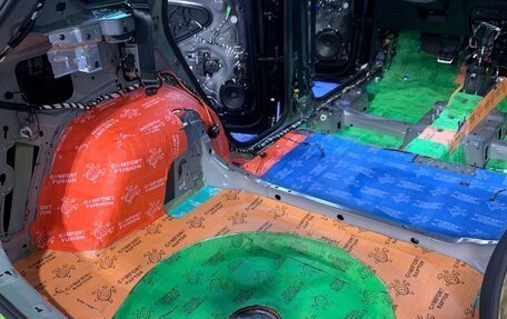 Volkswagen Tiguan II, 2021 год, 4 000 000 рублей, 17 фотография