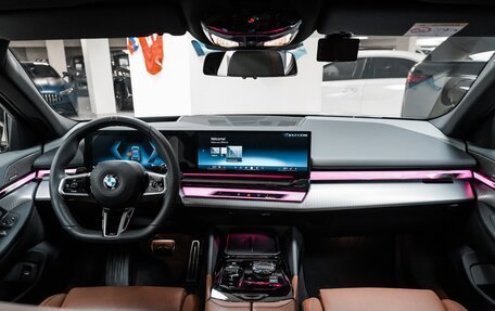 BMW 5 серия, 2025 год, 8 800 000 рублей, 19 фотография