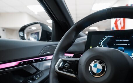 BMW 5 серия, 2025 год, 8 800 000 рублей, 24 фотография