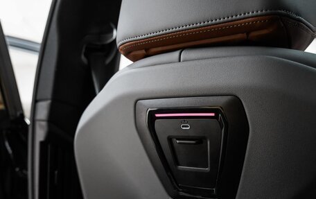 BMW 5 серия, 2025 год, 8 800 000 рублей, 39 фотография