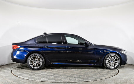 BMW 5 серия, 2019 год, 3 740 000 рублей, 6 фотография