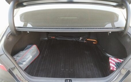 Toyota Camry, 2019 год, 2 350 000 рублей, 7 фотография