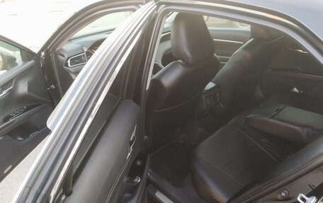 Toyota Camry, 2019 год, 2 350 000 рублей, 3 фотография