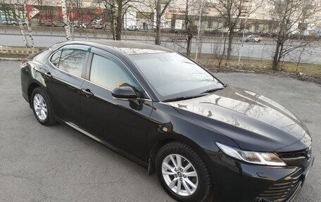 Toyota Camry, 2019 год, 2 350 000 рублей, 13 фотография