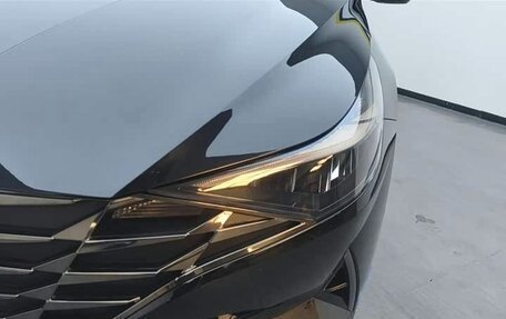 Hyundai Elantra, 2022 год, 1 680 000 рублей, 4 фотография