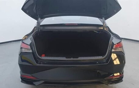 Hyundai Elantra, 2022 год, 1 680 000 рублей, 5 фотография